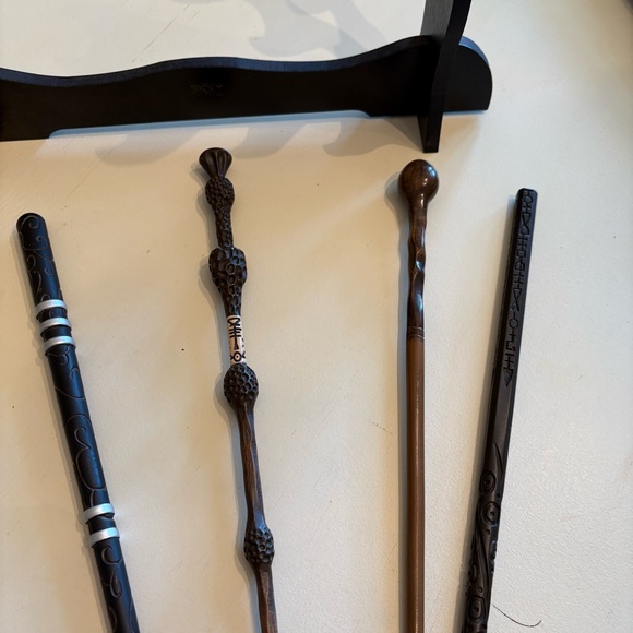 Harry Potter Wand Set - Dumbledore, Lupin, Sirius Black, and Death Eater - Picture 2 of 10